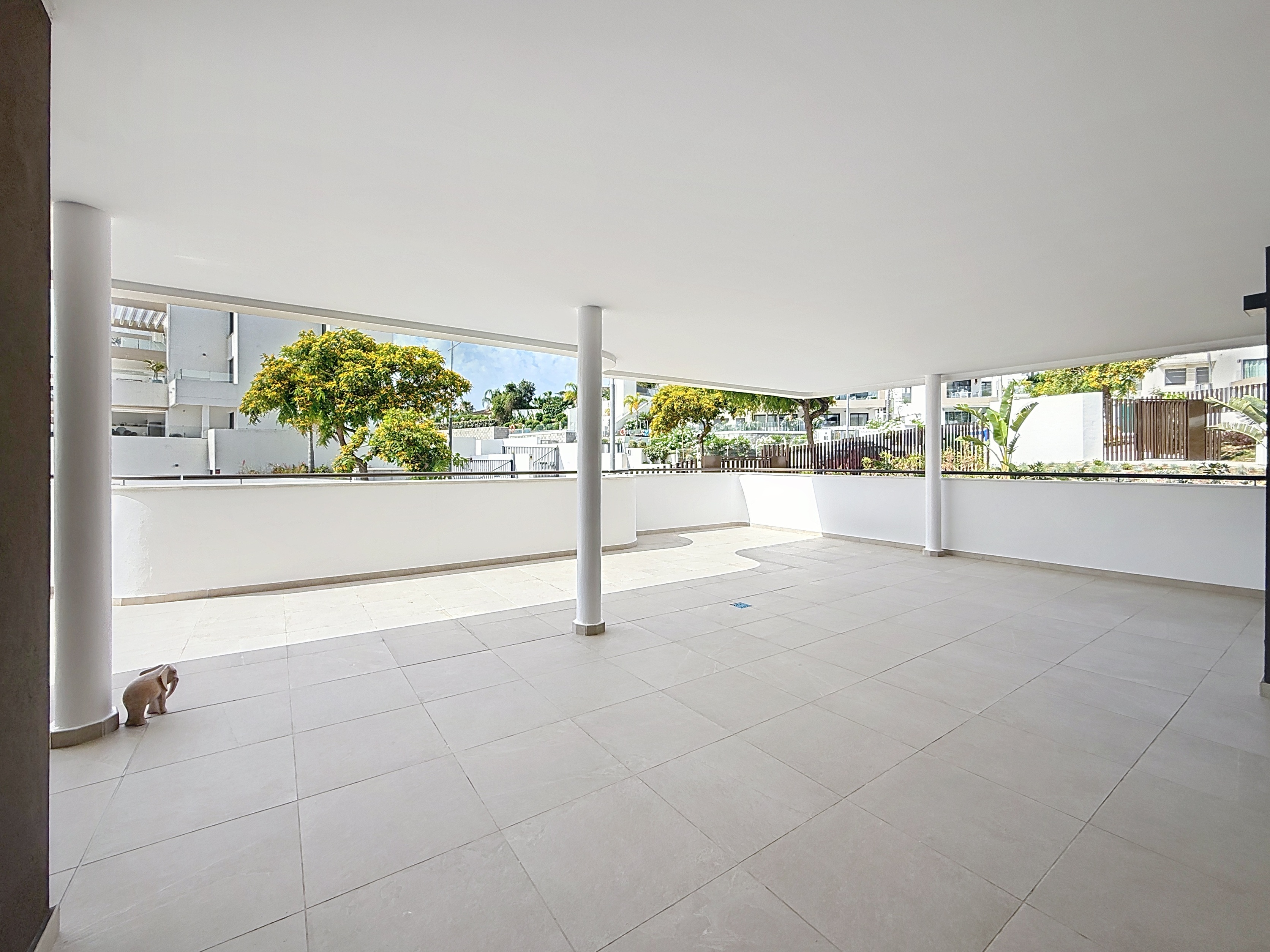 south-place_00010