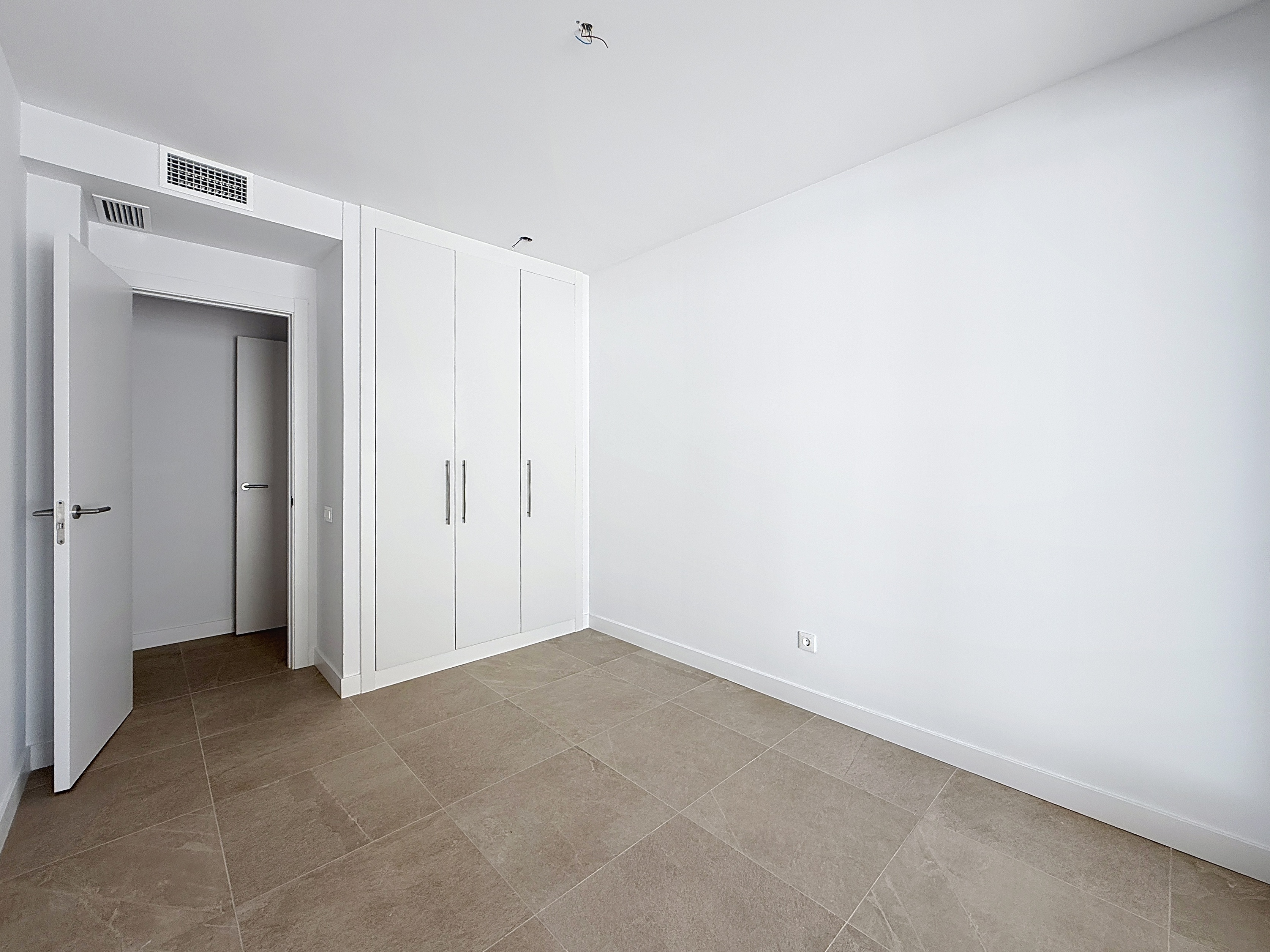 south-place_00023