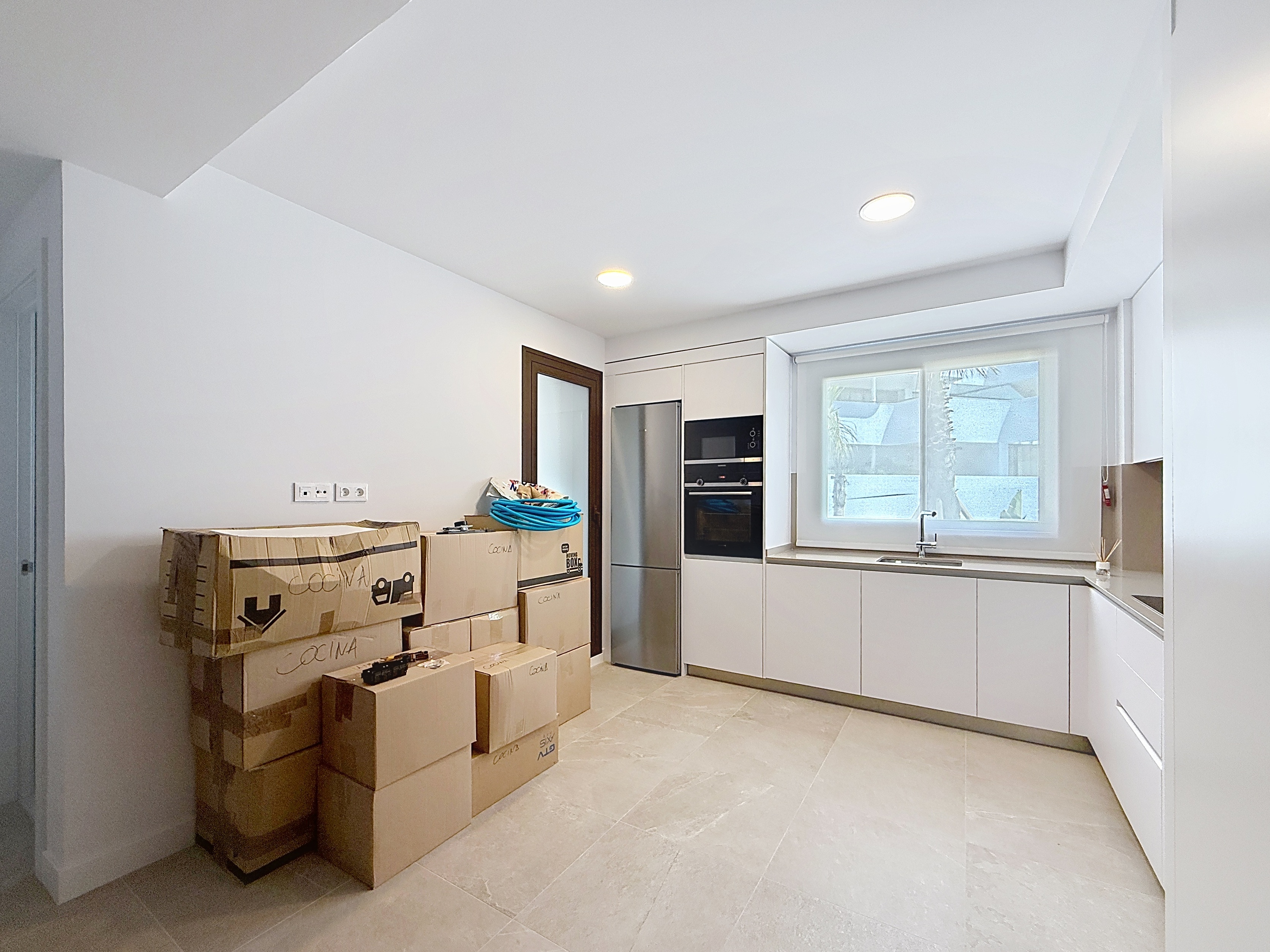 south-place_00038