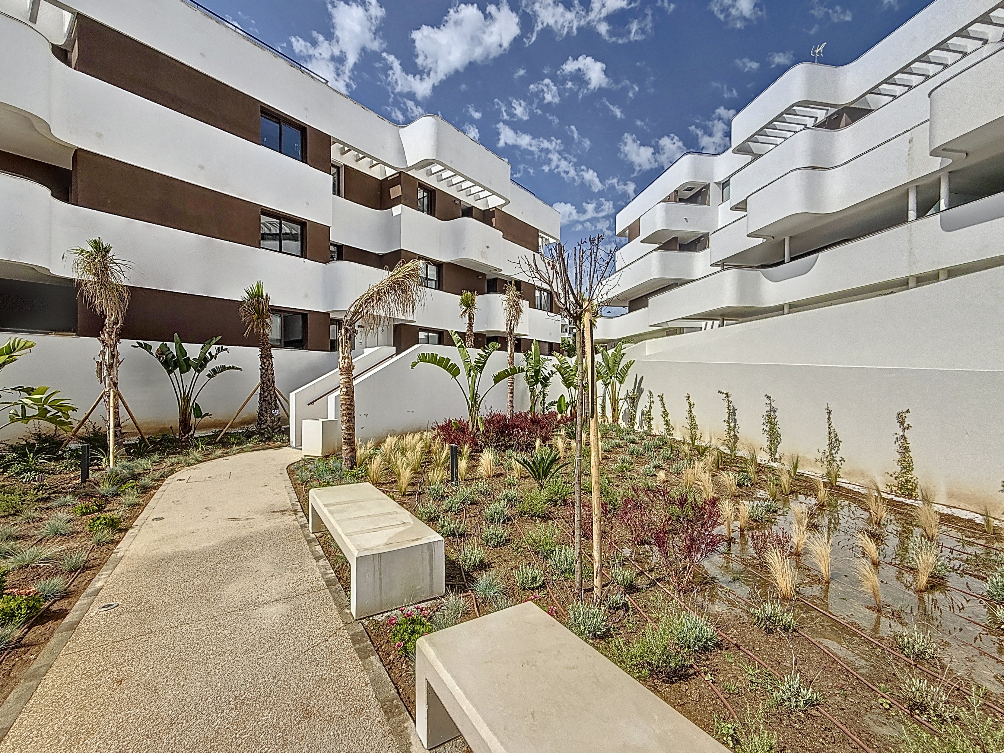 south-place_00041